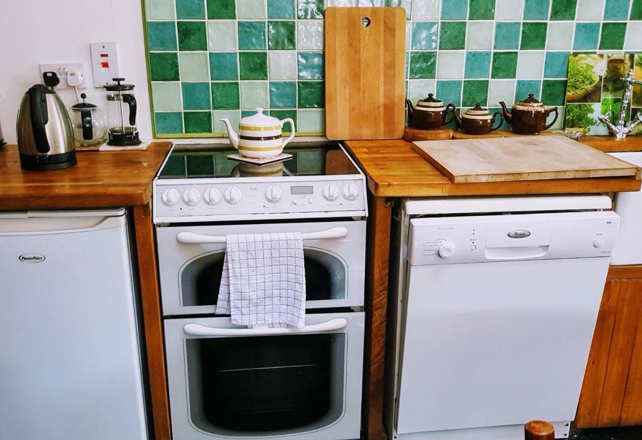 Turrock Cottage Shillelagh Екстериор снимка